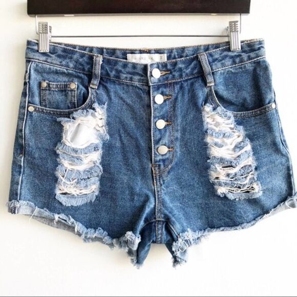 MinkPink Slasher Distressed Jean Shorts medium - Picture 1 of 6